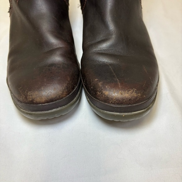 UGG Elsa Waterproof Tall Riding Boots in Stout Leather Green Wool Womens 8.5 - Picture 4 of 16